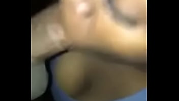 Preview 1 of 15olds - Morena rica me lo chupa por dinero