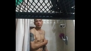 Preview 1 of Teen Dady Tube - Im so horny and nobody is here showertime i guess