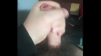 Preview 1 of Tranny Gymnastics - Me masturbo en el ba&ntilde_o