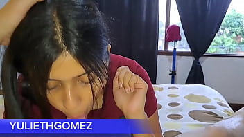 Preview 2 of Xxx Video Opne - Lonely stepmother invites you to share her bed ( CASERO REAL)