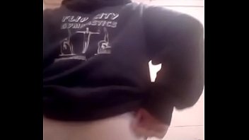 Preview 1 of Horni Sex Hd - Gordo moviendo culo