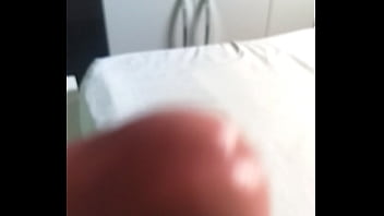Preview 2 of Villege Auty - Porn&ocirc_ para mulheres. Punheta no quarto