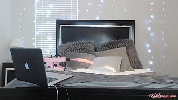 Preview 1 of Grandpa Punish Student Xxx Penis - Getting pretty pussy destroyed with a fuck machine