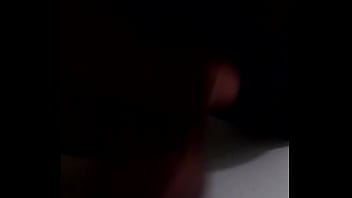Preview 3 of Son Licking Under Moms Skirt - Toc&aacute_ndome un rato