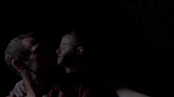 Preview 3 of Sara Jay And Jordi El Ninosara - Comment devient-on un lutin lubrique du P&egrave_re No&euml_l ? | Gaysight.com