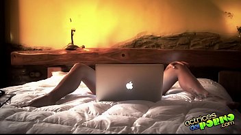 Preview 1 of Clothed Assjob - La webcam