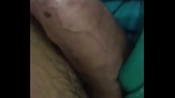 Preview 2 of Mom And Forced - Pens&eacute_ pequeńo