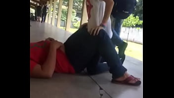 Preview 1 of Punish Two Girl - Magrinha metendo a rola sem do no gordo