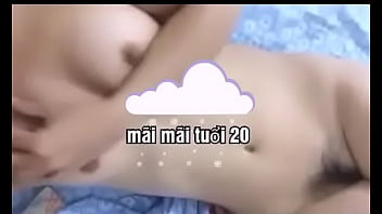 Preview 1 of Niki Benz Lesbiyanz - M&atilde_i m&atilde_i tuổi 20