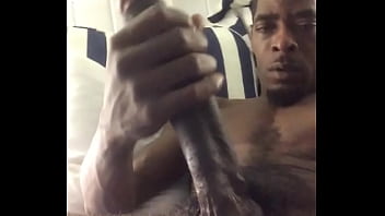Preview 1 of Masje Madres - tucklomein hard asf handjob