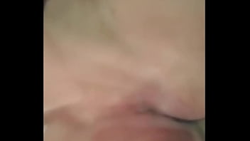Preview 3 of Hindi Mp 4 - Rubia se pajea por mi