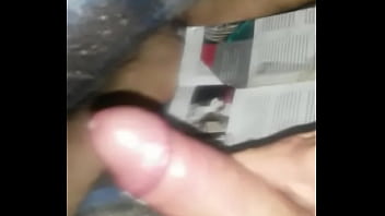 Preview 4 of Www Woass Com - Eu na punheta debaixo da coberta 01