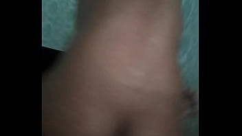 Preview 1 of Pale Brunette Pumping Oral - Novinho sentando