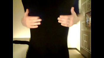 Preview 1 of Veoa Xxx - Sarahsubmiss.Sexy trav solo &agrave_ l hotel.