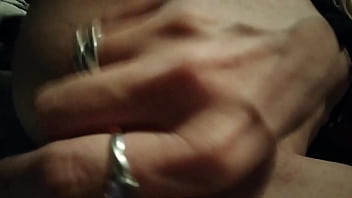 Preview 1 of Xnxx Dh 1o - Homemade gorgeous girl masturbates with mascara and cums
