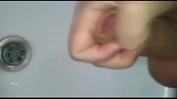 Preview 1 of Public Agent Bangs Busty Latina - Pajote en el ba&ntilde_o