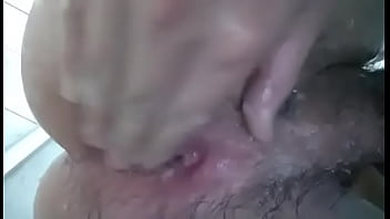 Preview 2 of Litil Kids Porn - homem de 22 anos mostrando o cuzinho rosa ,  comeriam?