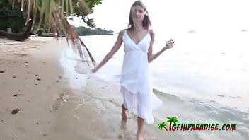 Preview 1 of Ustazah Bertudunh - Teen angel loves giving a romantic wet blow job
