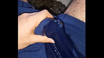 Preview 3 of Paskat N Xxx - Pip&igrave_ nelle mutande