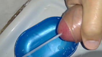 Preview 1 of Xxxsy Videos - Rica acabada en ba&ntilde_o publico