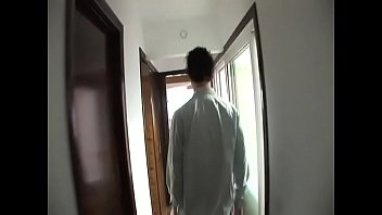 Preview 1 of Bhai Bhen Xxx Photo - Brunette lady screams because her husband fucks her asshole first time