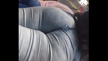 Preview 3 of Hd Poun Video - Bunda grande no onibus