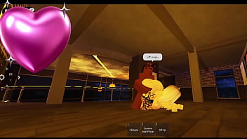 Preview 1 of Jovenes Oriando Pillados - Snowbunny se encuentra con la polla BBC en roblox