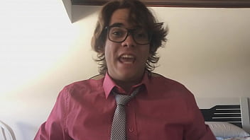 Preview 1 of Xnxx College - NOVINHO COME M&Atilde_E E TIA AO MESMO TEMPO,  BOQUETE E PICA