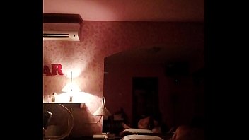 Preview 3 of I Like Milf Ass - Ro y Lu otro video casero. Chico joven no aguanta mucho la cabalgata de mi mujer.