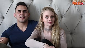 Preview 1 of Xxxvineos Hd - Short Amateur Bodybuilder FUCKS Tall Blonde White Girl HARD And Fast