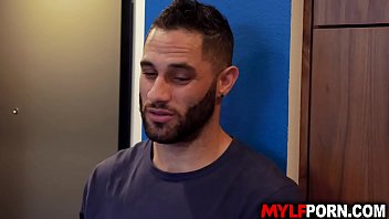 Preview 2 of Sanilion Foking Bf - Hot MILF Prestyn Lee gets stepsons tasty dick and gave him a blowjob then got pounded in several positions until orgasm.