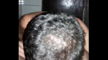 Preview 4 of Jabarjasti Sexsy Videos - Pedreiro chupando meu pau