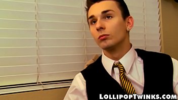 Preview 1 of Xxx Wiss - Twink bends over after sucking dick for hard anal fucking