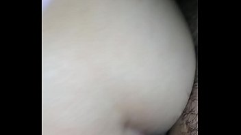 Preview 4 of Pee Reens - Mi novia saltando arriba de mi pija y despues le acabo en la cola