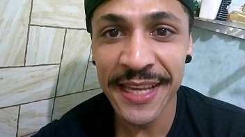 Preview 1 of Just Give Up - MEDI O PAU DO MEU AMIGO E CHUPEI SEM ELE QUERER. (O PAU DO BOMBADO)
