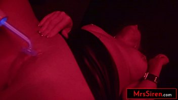 Preview 4 of Nepal Srx - Electricity Pussy Play with Dee Siren