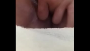 Preview 2 of Carolina Sueets Her Friend - other girlfriend masturbate - part 2