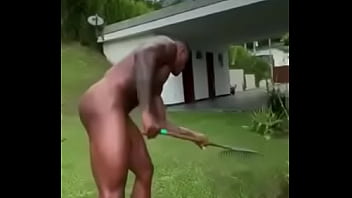 Preview 2 of Jerk Patient - Jardineiro nu