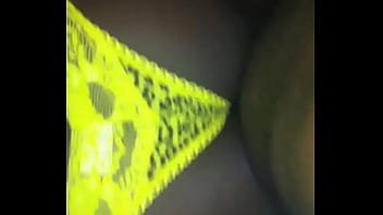 Preview 2 of Suny Hotsax - Pretinha ganhando pika na madrugada