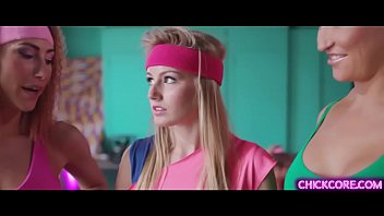 Preview 2 of Besntij Sex - Sexy fitness instuctors Abigail Mac, Carter Cruise, Scarlett Sage and Ryan Keely started a wild lesbian workout orgy and shared multiple orgasms.