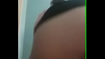 Preview 4 of Daddy Small Girl - Cavala balan&ccedil_ando a bunda