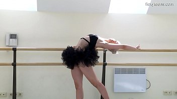 Preview 2 of Moma And Sumai - Dora Tornaszkova petite flexi blonde
