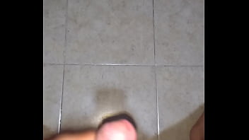 Preview 2 of Mom Son Fu - Haci&eacute_ndome una paja
