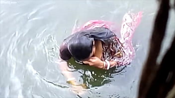 Preview 2 of Bay Bhan Xxx Indiyn - aunty open bath