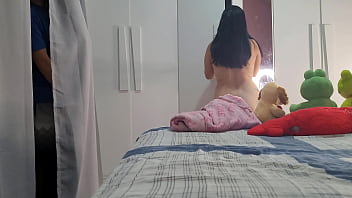 Preview 1 of Javesex Net - meia-irma ajuda meio-irm&atilde_o na punheta