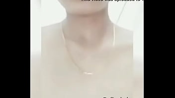 Preview 1 of Desi Bhabi Mms Fuck - Naina&#039_s virgin pussy