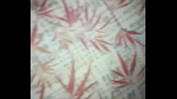 Preview 2 of Shemale Pom - Putita linda