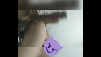 Preview 2 of Morena Amador - Novinho brincando com consolo Rj