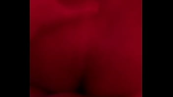 Preview 2 of Erotica Maddie - Cachorra novinha... Bate estaca