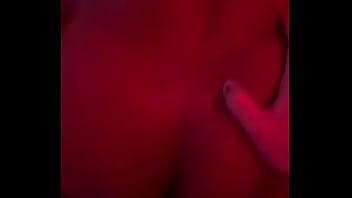 Preview 4 of Erotica Maddie - Cachorra novinha... Bate estaca